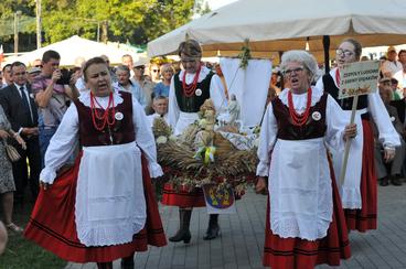 Święto Plonów Powiatu Wieluńskiego odbyło się w Osjakowie